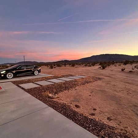 Serene Modern Home Backdoor With Great Wifi, Games, Movies, Patio Seating And Bbq Easy Access To North Joshua Tree National Park In 10 Minutes Twentynine Palms Dış mekan fotoğraf