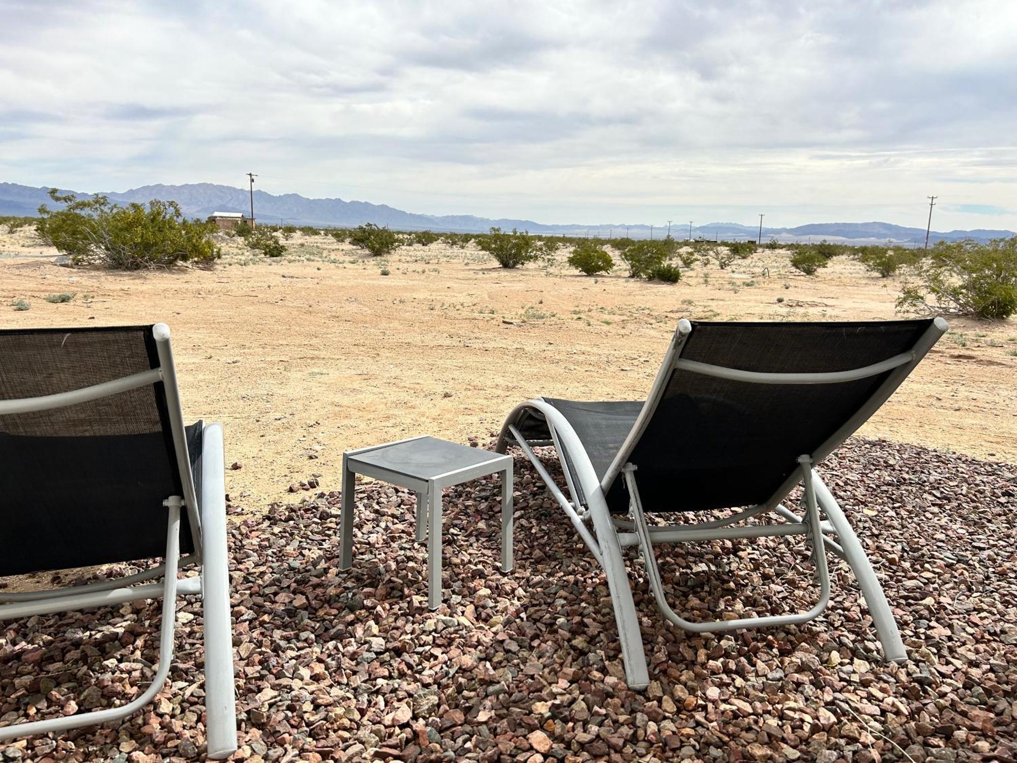 Serene Modern Home Backdoor With Great Wifi, Games, Movies, Patio Seating And Bbq Easy Access To North Joshua Tree National Park In 10 Minutes Twentynine Palms Dış mekan fotoğraf