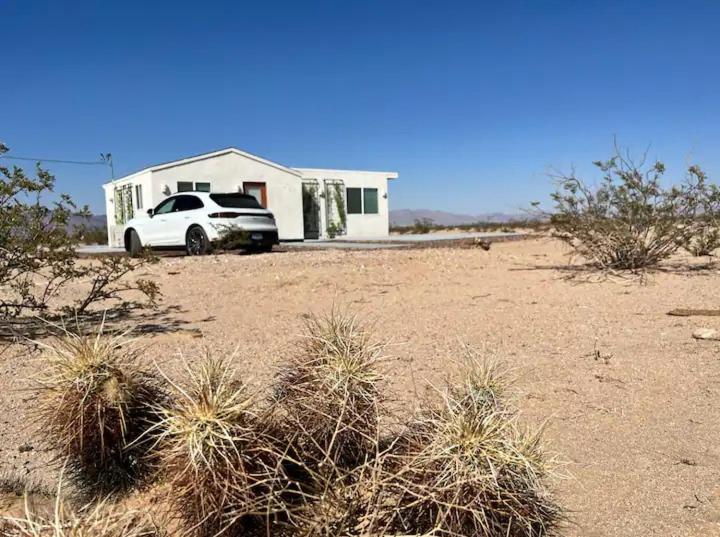 Serene Modern Home Backdoor With Great Wifi, Games, Movies, Patio Seating And Bbq Easy Access To North Joshua Tree National Park In 10 Minutes Twentynine Palms Dış mekan fotoğraf