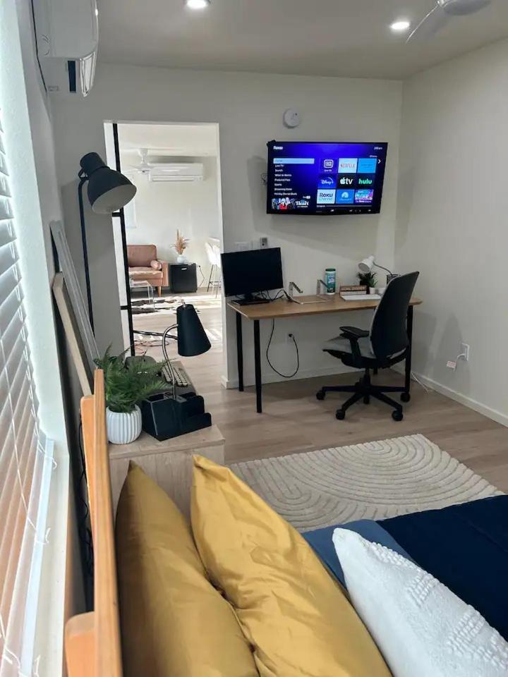 Serene Modern Home Backdoor With Great Wifi, Games, Movies, Patio Seating And Bbq Easy Access To North Joshua Tree National Park In 10 Minutes Twentynine Palms Dış mekan fotoğraf