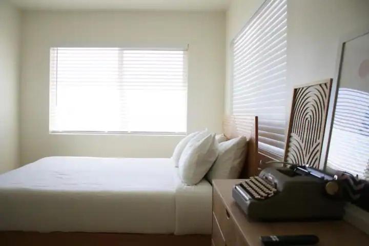 Serene Modern Home Backdoor With Great Wifi, Games, Movies, Patio Seating And Bbq Easy Access To North Joshua Tree National Park In 10 Minutes Twentynine Palms Dış mekan fotoğraf