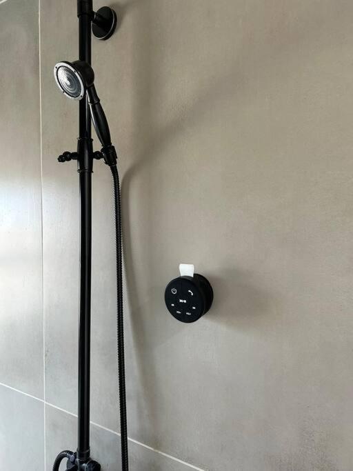 Serene Modern Home Backdoor With Great Wifi, Games, Movies, Patio Seating And Bbq Easy Access To North Joshua Tree National Park In 10 Minutes Twentynine Palms Dış mekan fotoğraf